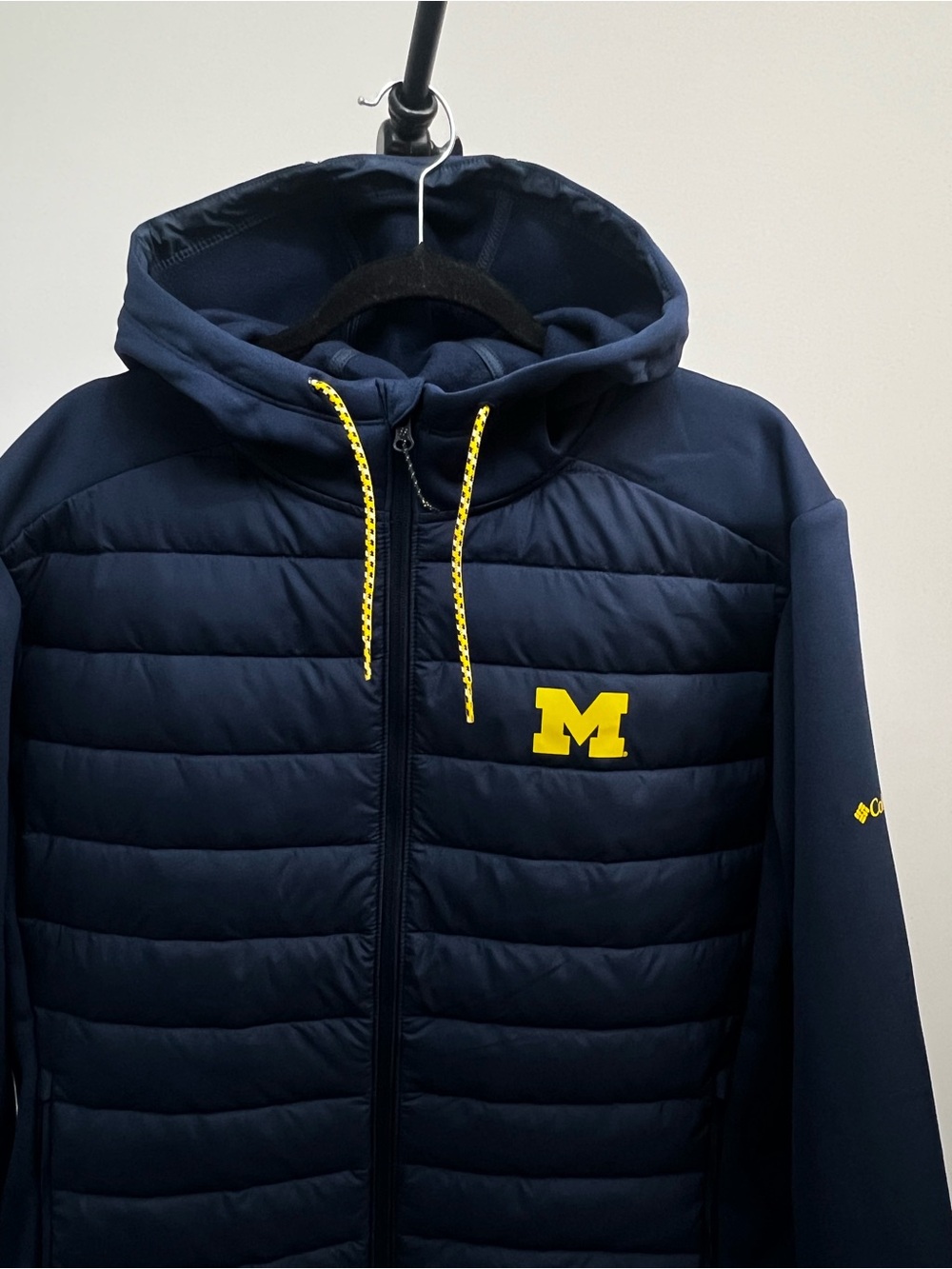 Columbia Michigan Wolverines Omni-Shield Hooded Jacket Men’s XL Blue/Yellow - Picture 6 of 9